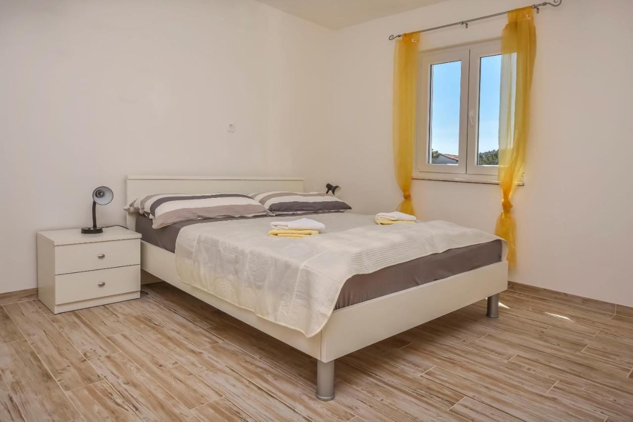 Apartments Jelena Rogoznica  Exterior foto